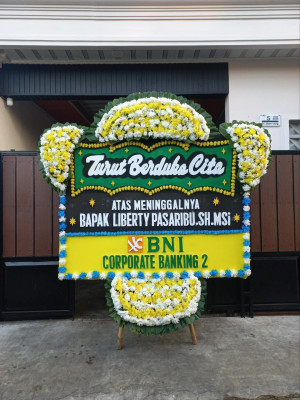 Papan Bunga Duka di Tanjung Uma