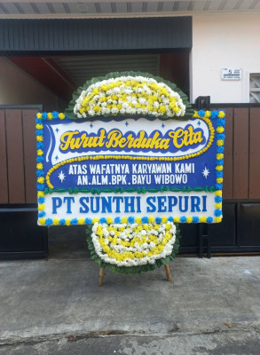 Papan Bunga Duka di Tanjung Uma